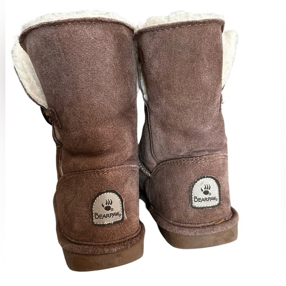 BearPaw Brown Cream Boots Women’s Size 6. - Picture 7 of 15